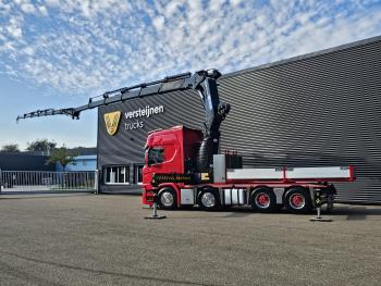 R650 V8 8x4 / HMF 9520 + JIB + WINCH / 140 T GCW